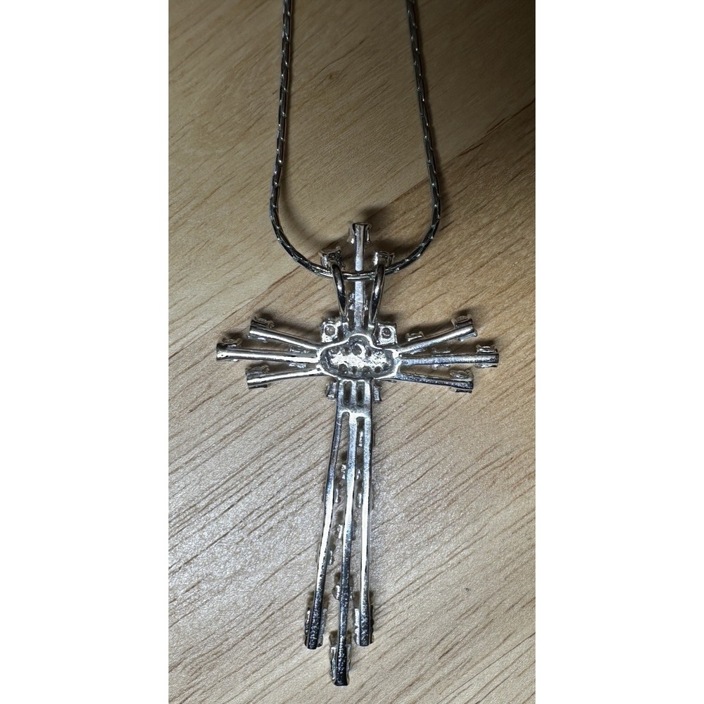 Rhinestone Cross Pendant, Sparkling Women's Cross Chain Silver Tone Pre-Owned - Picture 3 of 3